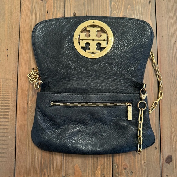 Tory Burch Reva Black Pebble Leather Cross Body Bag Gold Chain - Picture 2 of 4